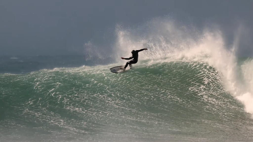 Californian Style Master Kobe Hughes shreds JBay with a quiver of Asyms ...