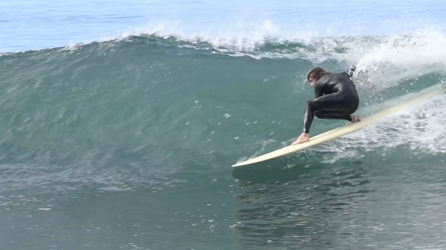 Tyler Warren's session on his stringerless Gordon n Smith 9'9" Midget Farrelly model | NobodySurf