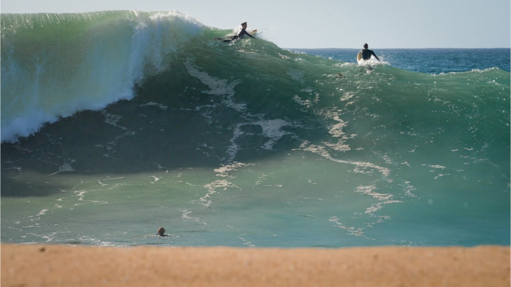 View of A RARE SOUTH SWELL AT THE WEDGE | NobodySurf