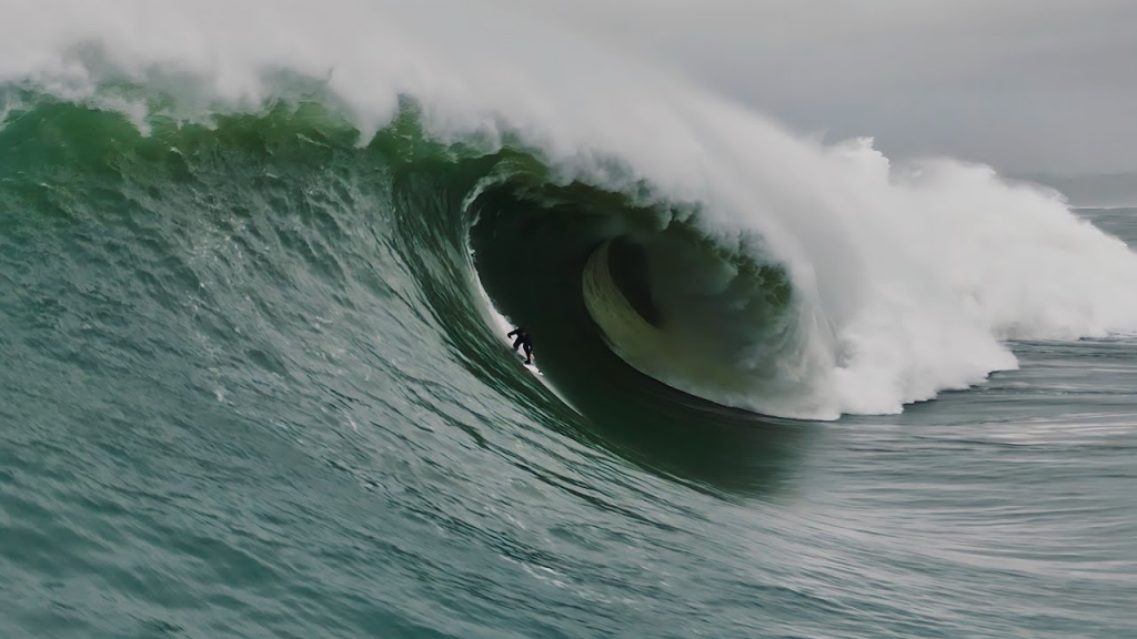 10 waves from one of the biggest days ever at Mavericks - 12-28-23 ...