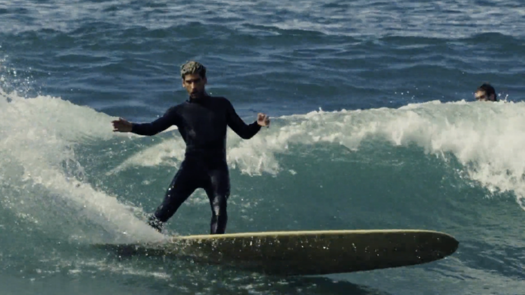 Robin Falxa surfing Gato Herói Playboy in Biarritz, France | NobodySurf